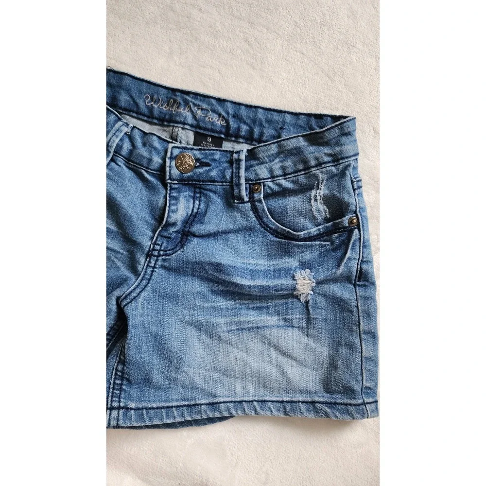 Wishful Park Womens Distressed Y2K Denim Shorts Medium Wash Blue Size 9 JS413354